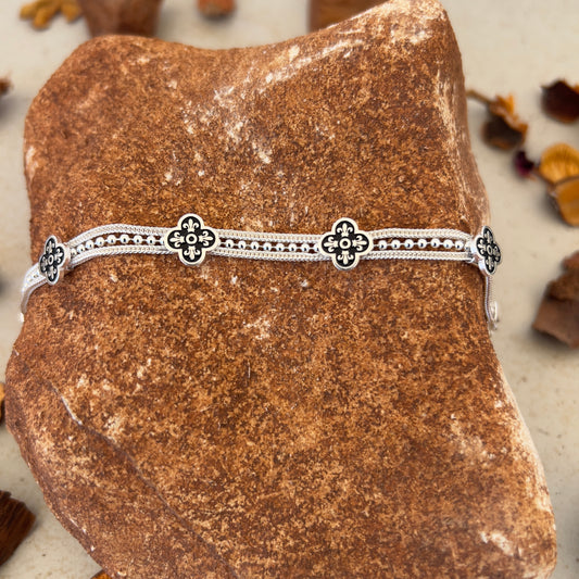 Handmade Sterling Silver Bracelet – Beaded Clover Motif – Adjustable 925 Silver Women’s Jewelry – Symbol of Balance & Luck
